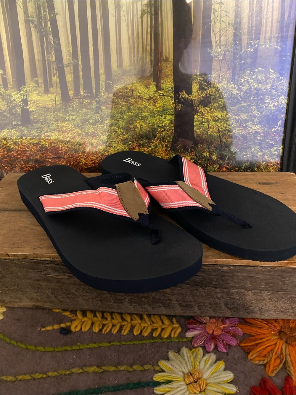 Bass Women’s Navy Flip Flops with Pink Striped Straps
